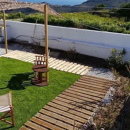 Lora Plaka * Plaka (Milos)