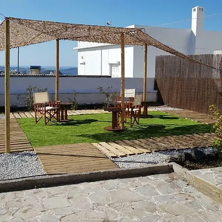 Lora Plaka * Plaka (Milos)